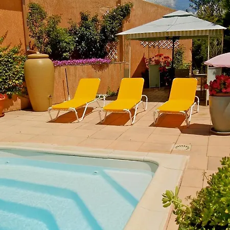 D'hotes Les Noisetiers Bed & Breakfast Digne-les-Bains