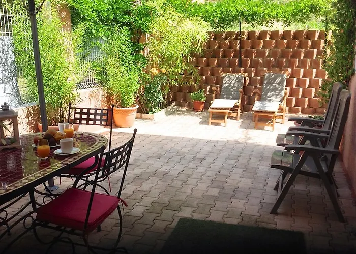 D'hôtes Les Noisetiers Couette-café