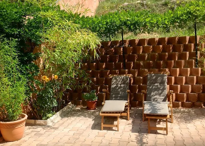 D'hôtes Les Noisetiers Couette-café Digne-les-Bains