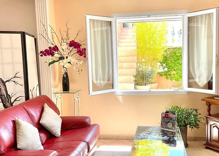 D'hôtes Les Noisetiers Couette-café